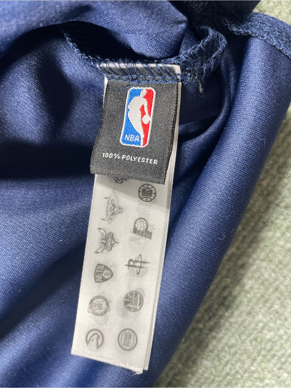 NBA Cleveland Cavaliers Blue Jersey with Yellow and Red Accents - Picture 4 of 8